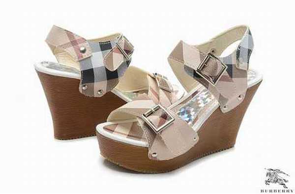 vêtement burberry